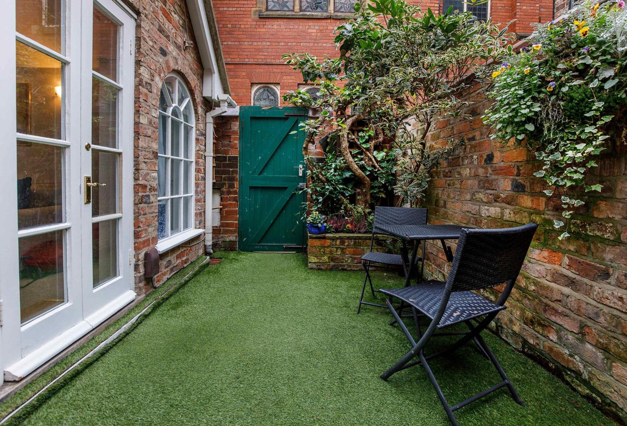 Vila Monk Bar Garden Hideaway York Exteriér fotografie